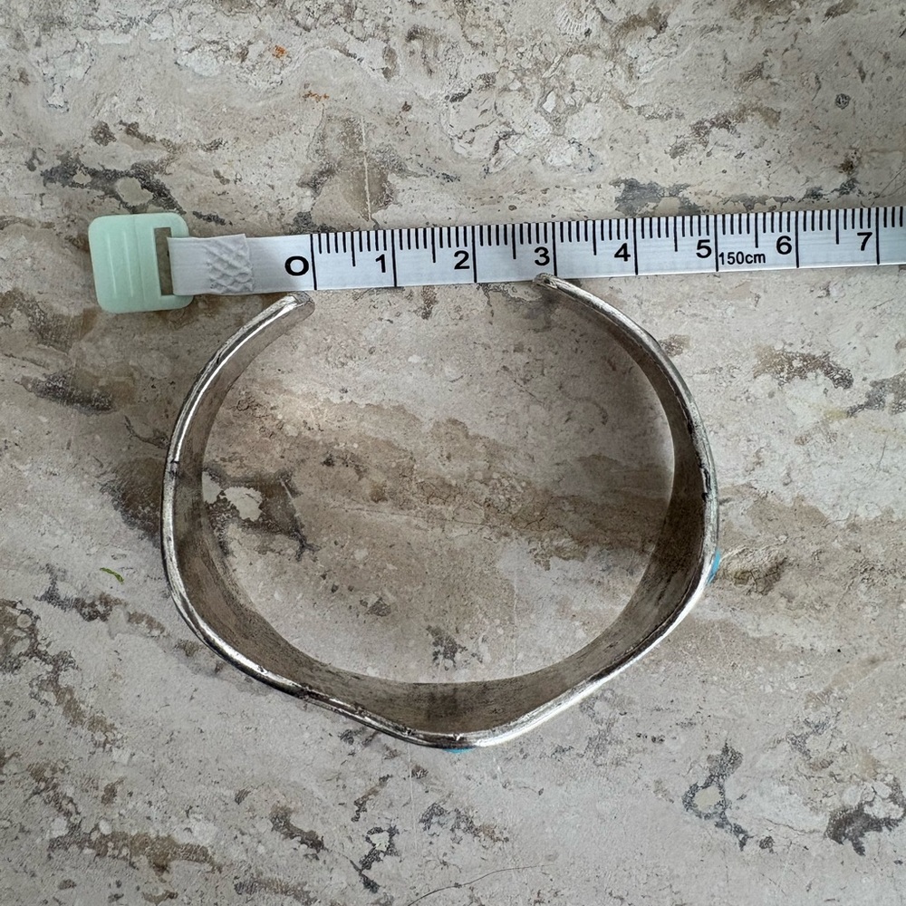 NWOT! Silver and Turquoise Western Cuff Bangle Bracelet - Picture 7 of 7